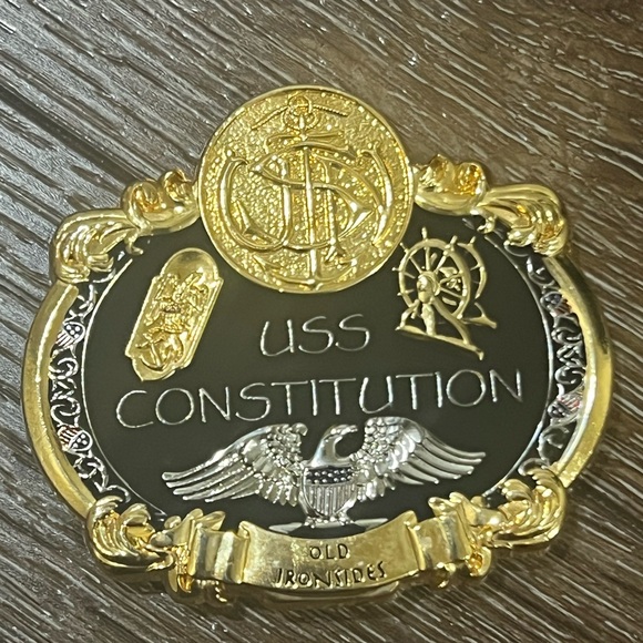 USS constitution 1797 undefeated coin - Picture 6 of 6